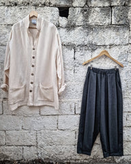 Harold pants one size oversized