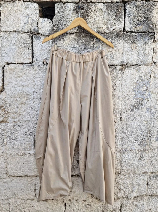 Calico full oversized pants