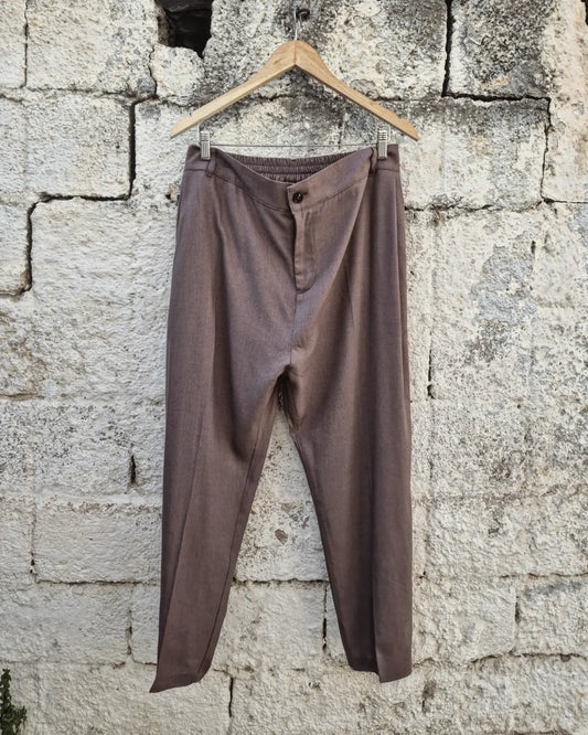 Tadas παντελόνι σε κανονική γραμμή