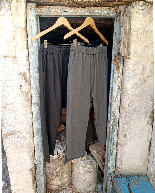 FINN υφασμάτινο παντελόνι σε άνετη γραμμή - Bohoskull