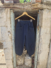 Cannon pants in a comfortable line
