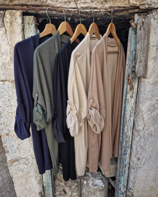 Yuze cardigan one size with a comfortable line