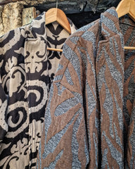 NIELS COAT one size in a comfortable fit