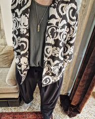 NIELS COAT one size in a comfortable fit