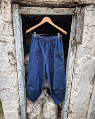 Cannon pants in a comfortable line